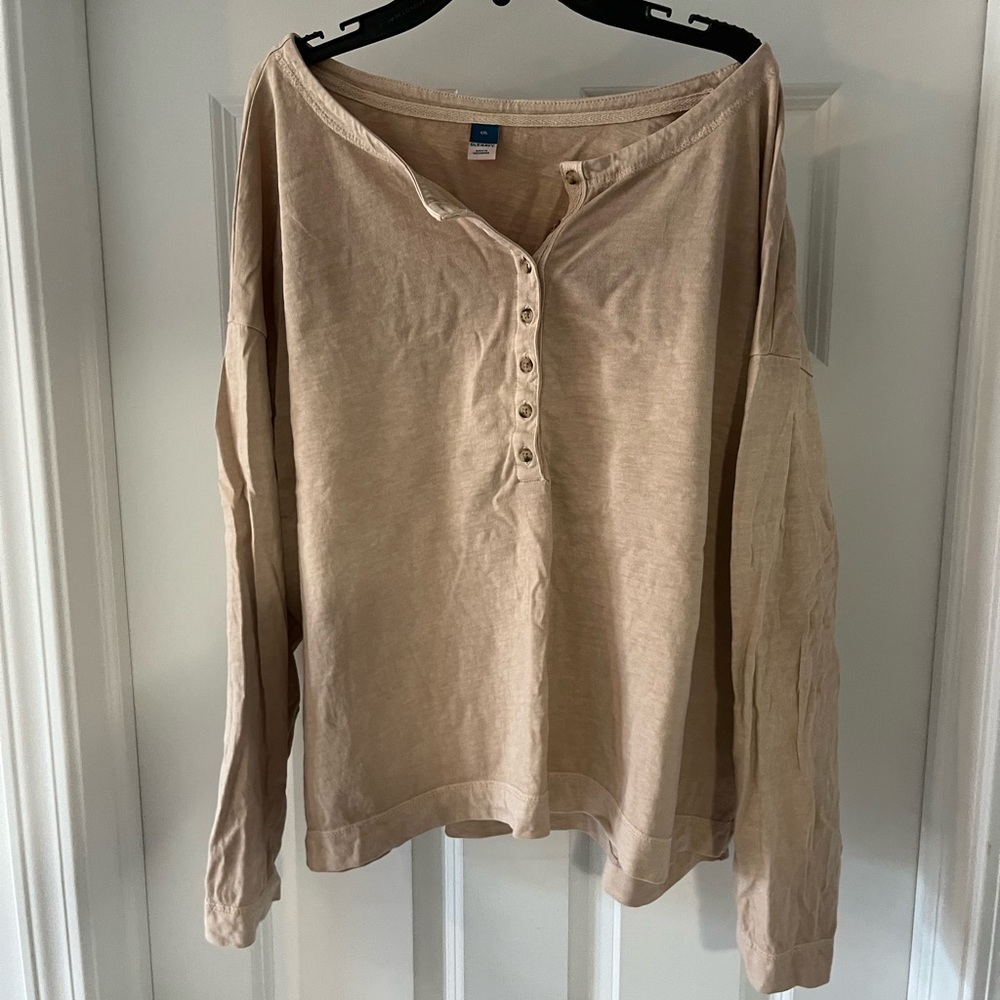 XxL shirt from old navy!